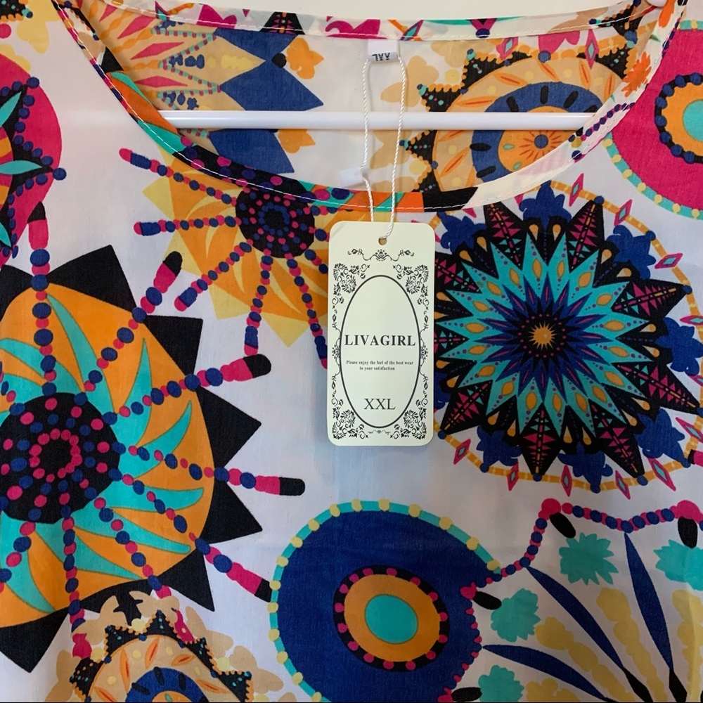 Fun Pattern Top Size XXL - Picture 2 of 10